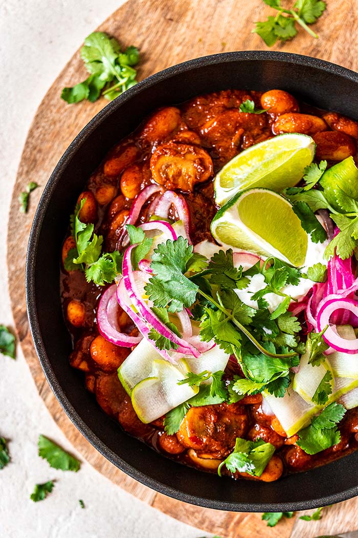 Ozganics organic Rogan Josh Curry Sauce with a chickpea curry